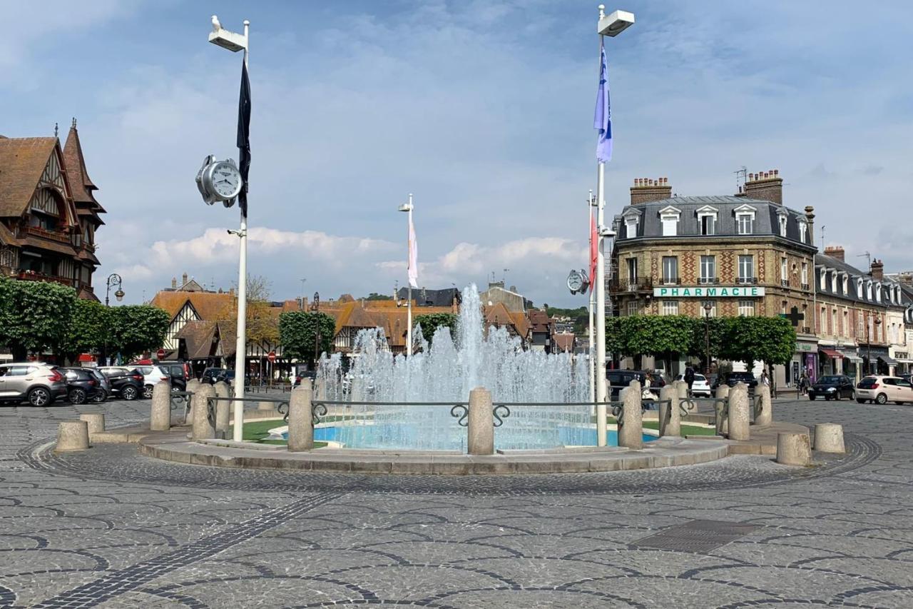 Nice 41 M With Balcony Near The Beach Deauville Zewnętrze zdjęcie
